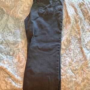 Levi's Men's Relaxed Jeans in Charcoal